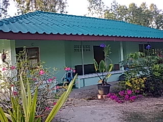 บ้านสวนสันติ ที่พักสวนผึ้ง ราชบุรี ราคาประหยัด